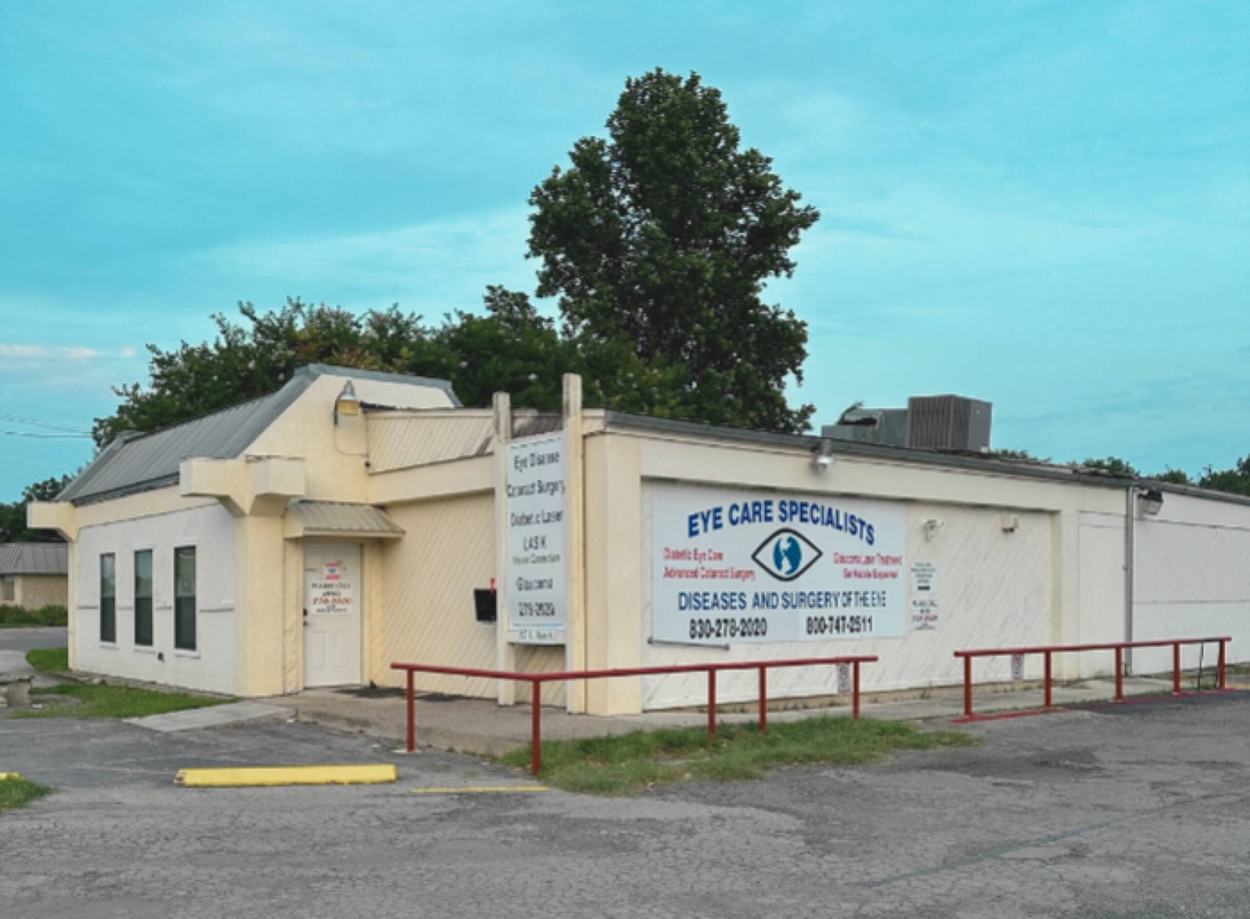 927 E Main St, Uvalde, TX 927 E Main St, Uvalde, TX
