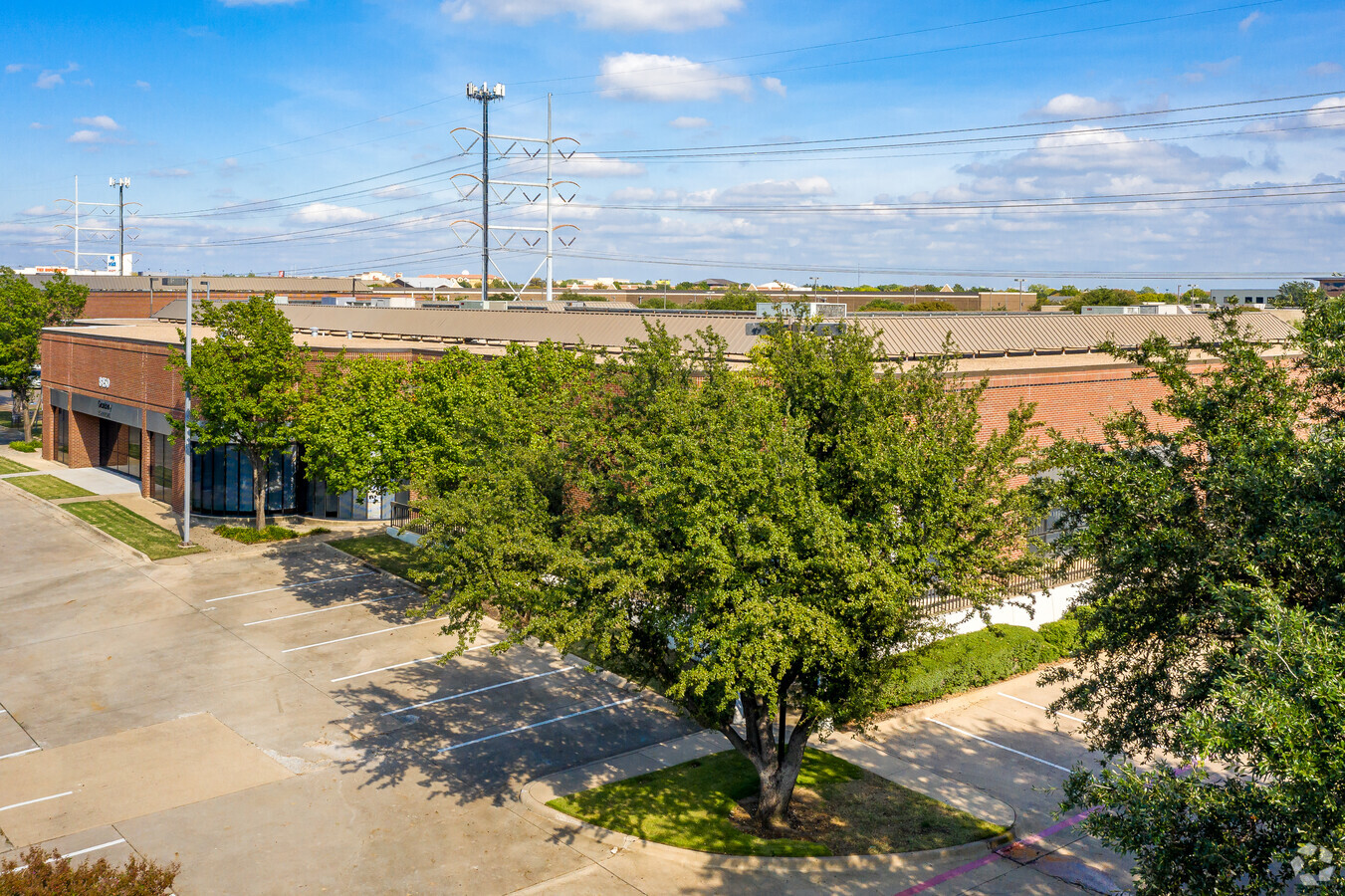 8150-Springwood-Dr-Irving-TX-8150-Springwood-Dr-1-HighDefinition