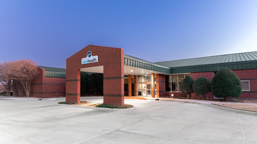 2790 Lake Vista Dr — Lewisville, TX