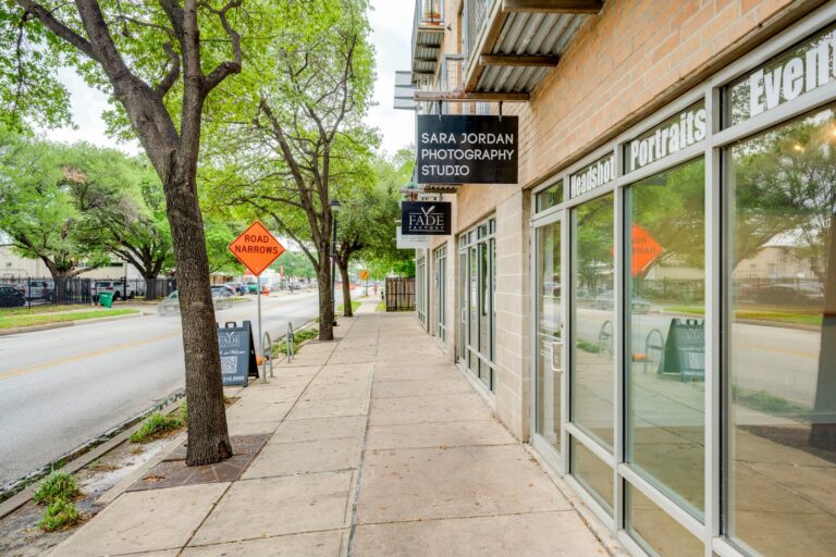 Street-facing storefront along East Cesar Chavez at 1601 E Cesar Chavez St, Unit 104, Austin, TX 78702